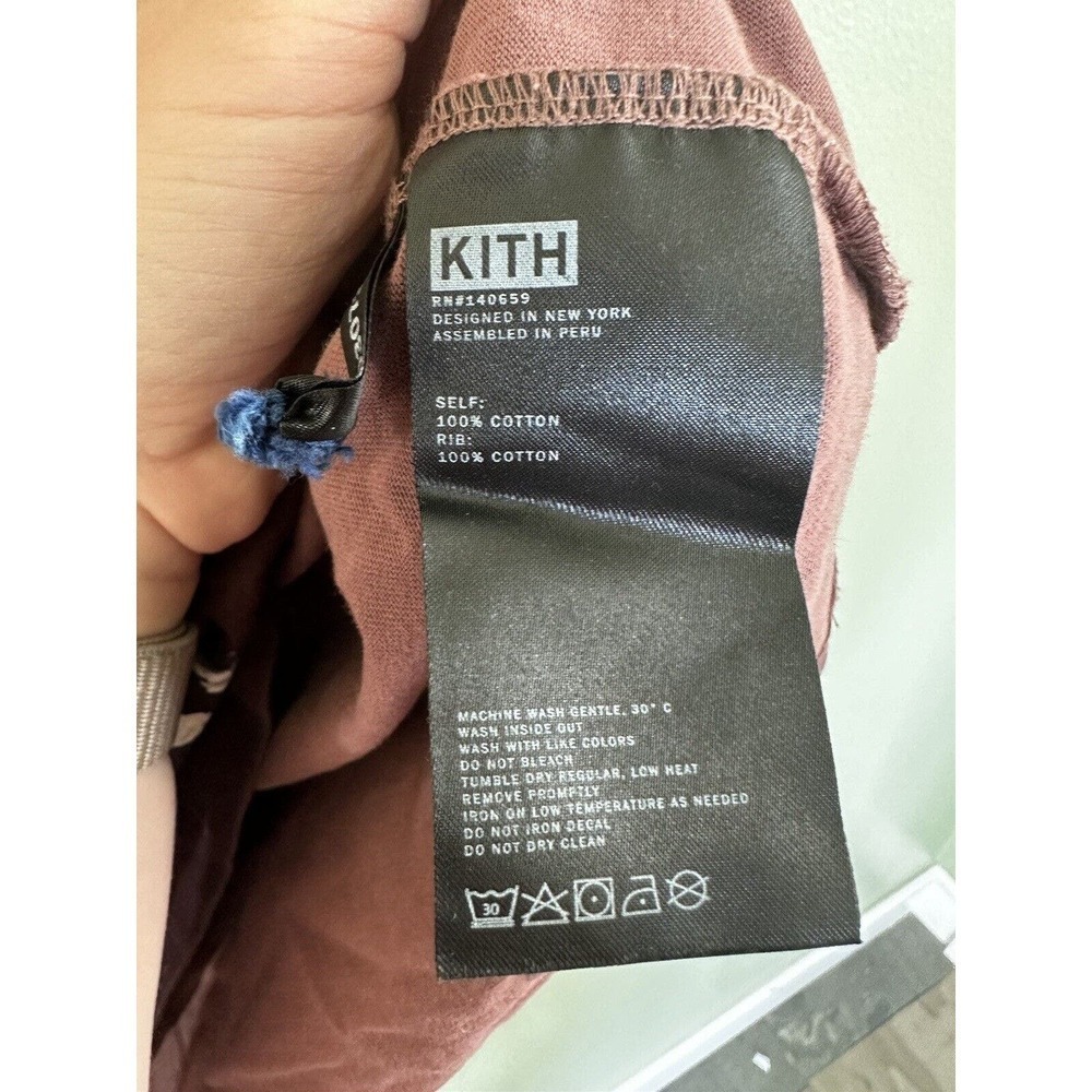 Kith T Shirt Horses Mountains Burgundy Red 100% Cotton Rare Size Men’s M Graphic - Picture 5 of 9